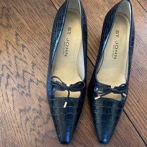 ST JOHN WOMEN’S SHOES BRAND NEW SIZE 9